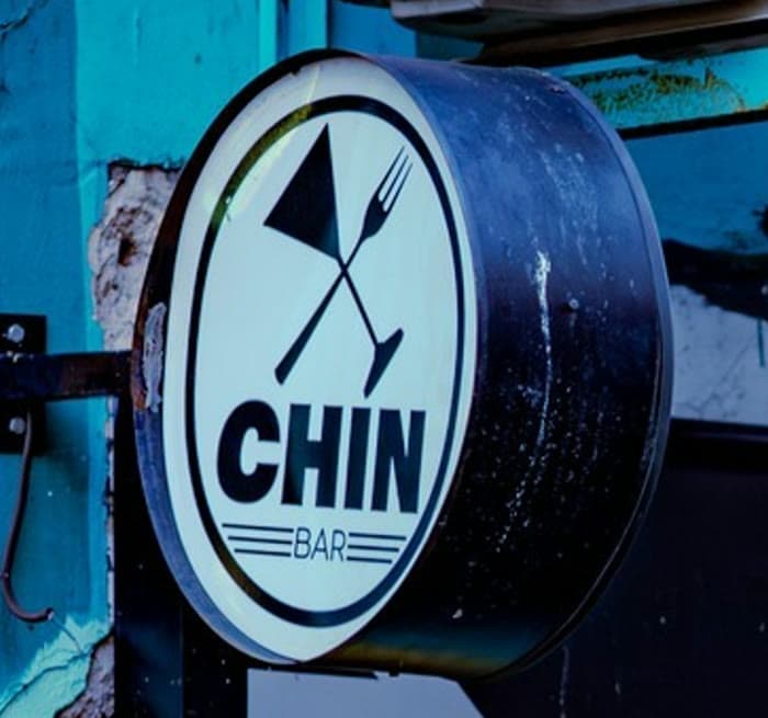 Chin Bar